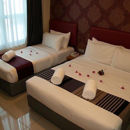 ג'והור בהרו Prince33 Hotel מראה חיצוני תמונה
