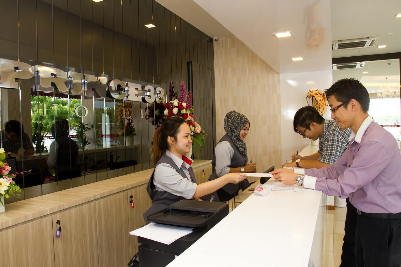 ג'והור בהרו Prince33 Hotel מראה חיצוני תמונה
