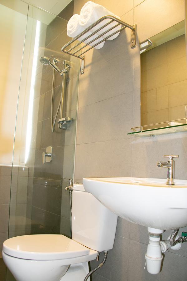 ג'והור בהרו Prince33 Hotel מראה חיצוני תמונה