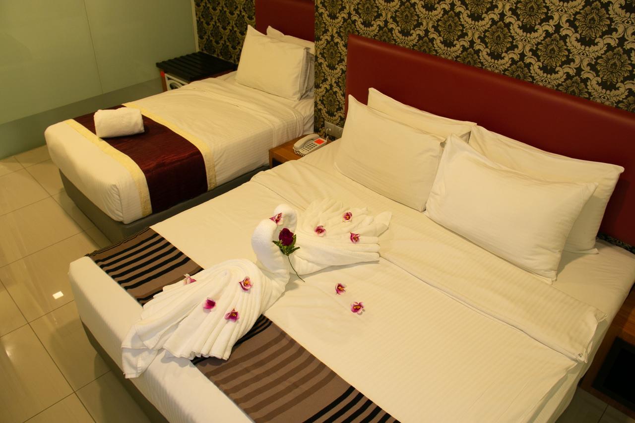 ג'והור בהרו Prince33 Hotel מראה חיצוני תמונה